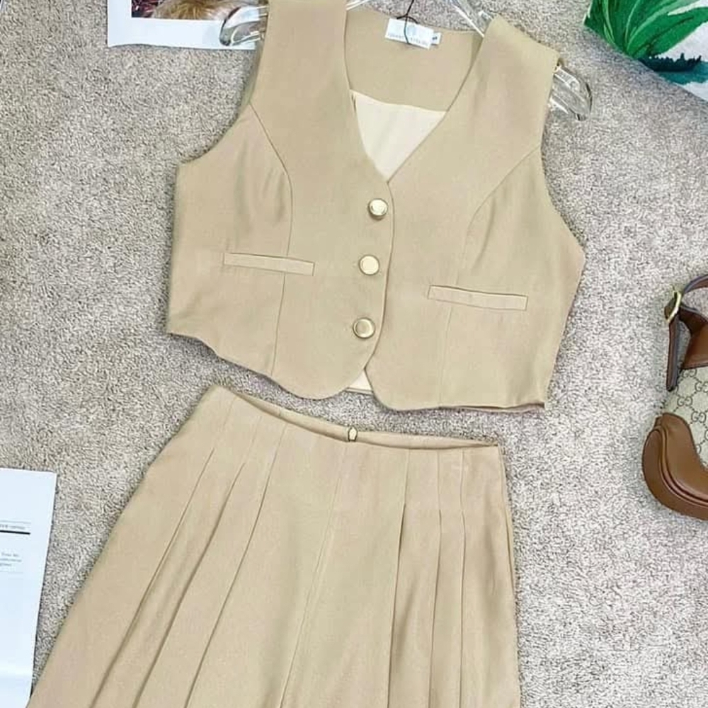 & Other Stories Beige Vest and Pants Set - Picture 3 of 11